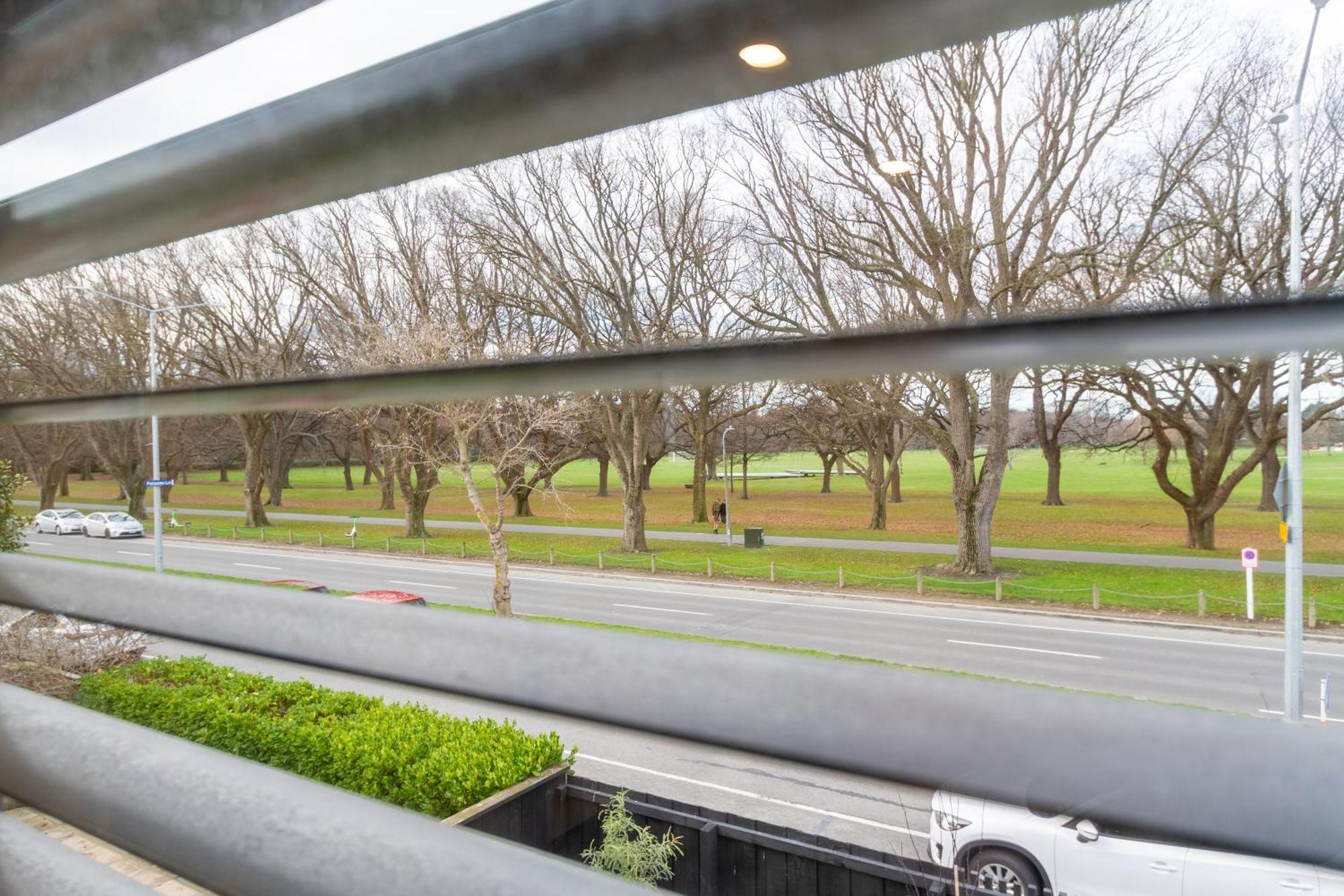 Modern 2 Bed 2 Bath Opposite Hagley Park Apartman Christchurch Kültér fotó