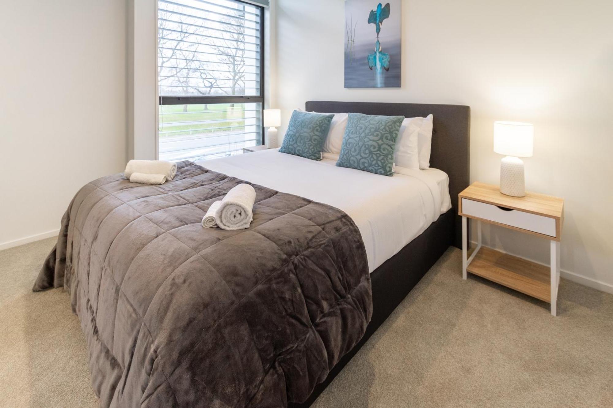Modern 2 Bed 2 Bath Opposite Hagley Park Apartman Christchurch Kültér fotó